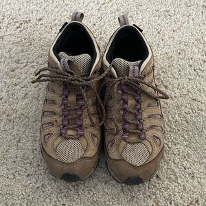 Oboz Womens Sawtooth Low B-Dry Hiking Shoes